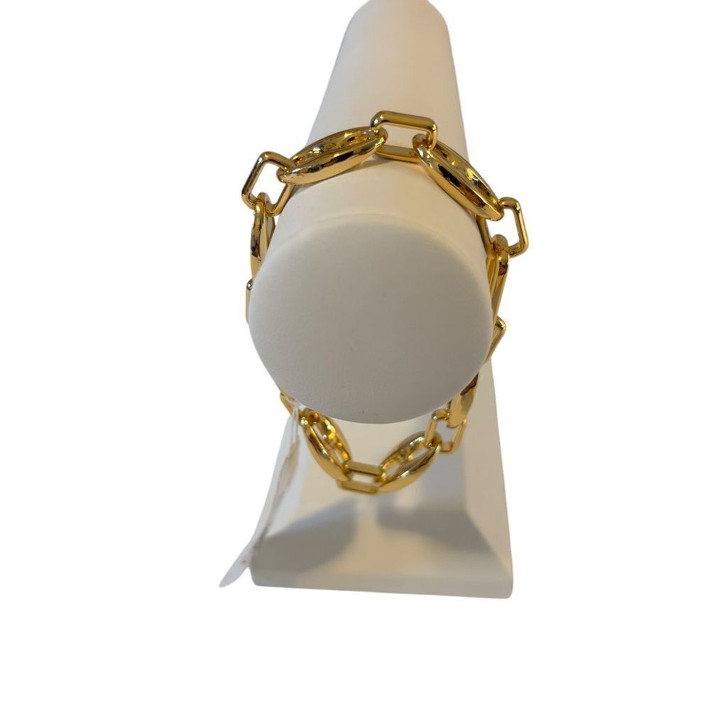 Bright Gold Toned Chain Link Bracelet. Very Sharp Looking. - Picture 2 of 5